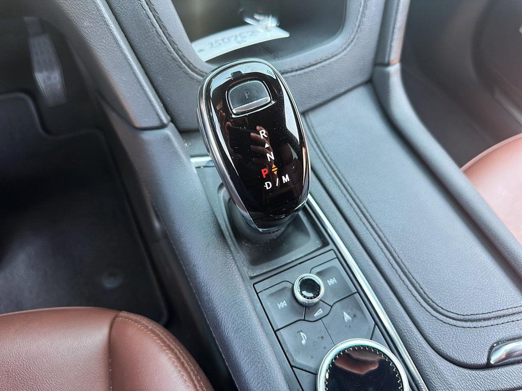 2023 Cadillac XT5 Premium Luxury AWD in Stratford, Ontario - 14 - w1024h768px