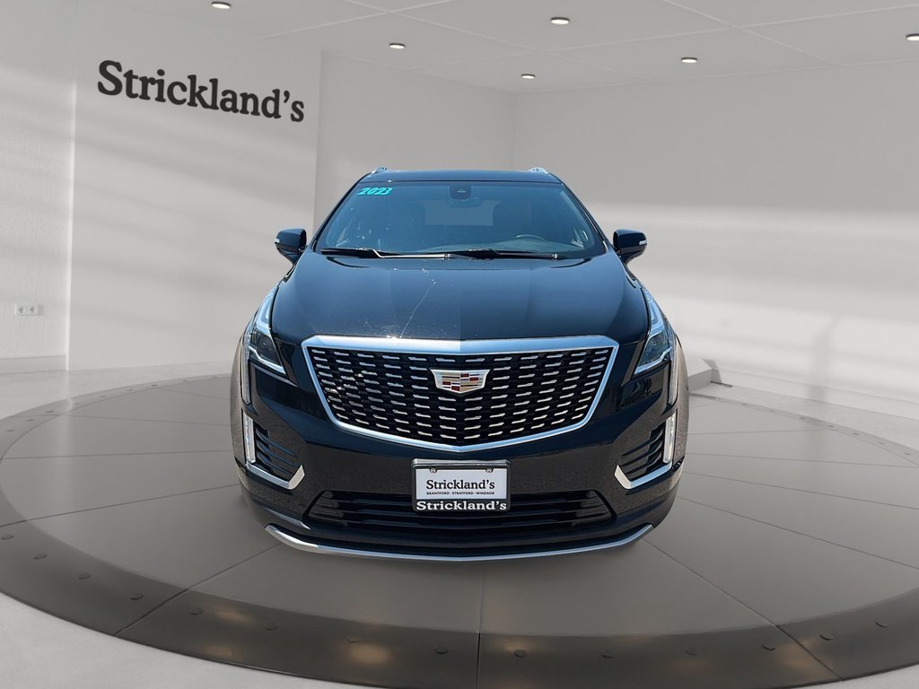 2023 Cadillac XT5 Premium Luxury AWD in Stratford, Ontario - 2 - w1024h768px
