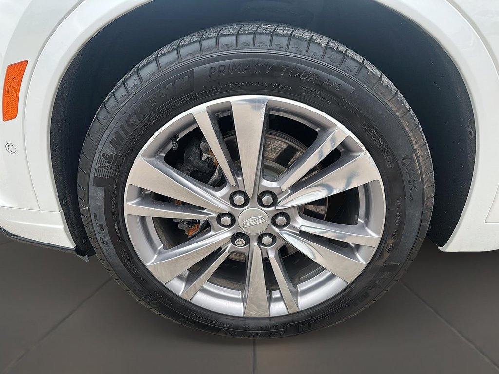 2023 Cadillac XT6 Premium Luxury AWD in Stratford, Ontario - 6 - w1024h768px