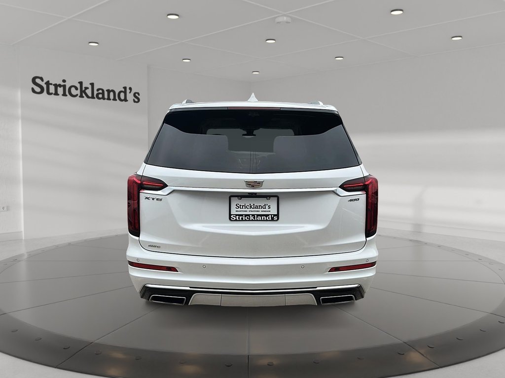 2023 Cadillac XT6 Premium Luxury AWD in Stratford, Ontario - 3 - w1024h768px