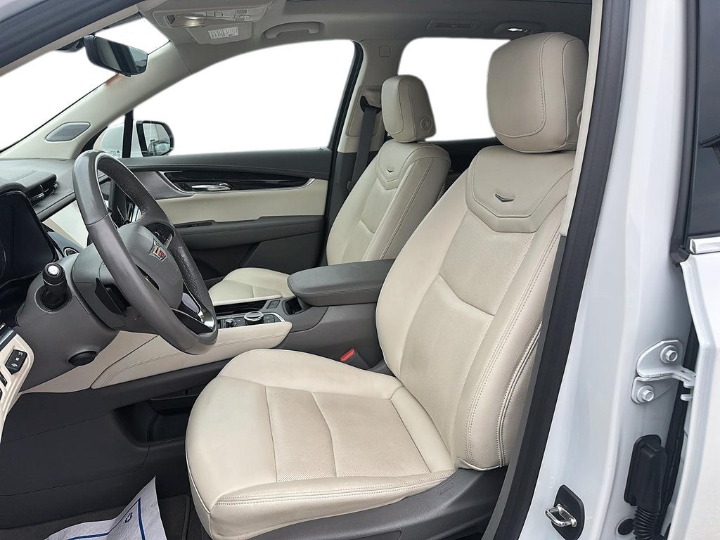 2023 Cadillac XT6 Premium Luxury AWD in Stratford, Ontario - 7 - w1024h768px