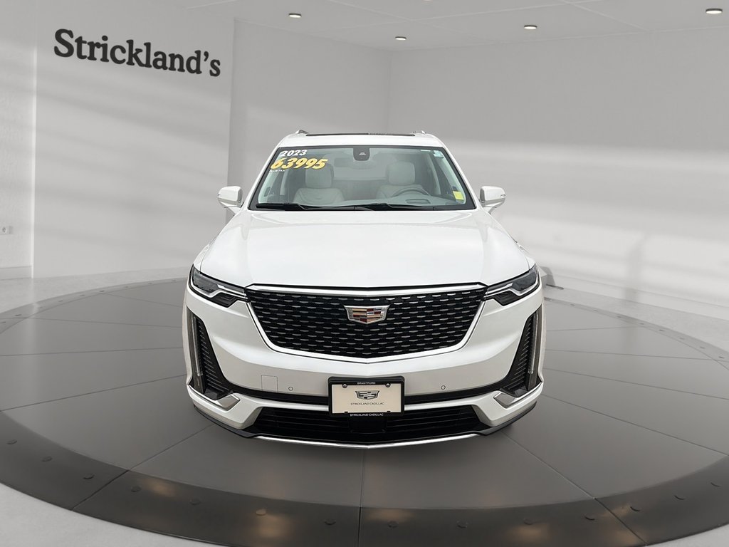2023 Cadillac XT6 Premium Luxury AWD in Stratford, Ontario - 2 - w1024h768px