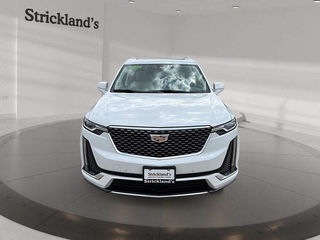 2024 Cadillac XT6 AWD 4dr Premium Luxury in Stratford, Ontario - 2 - w1024h768px