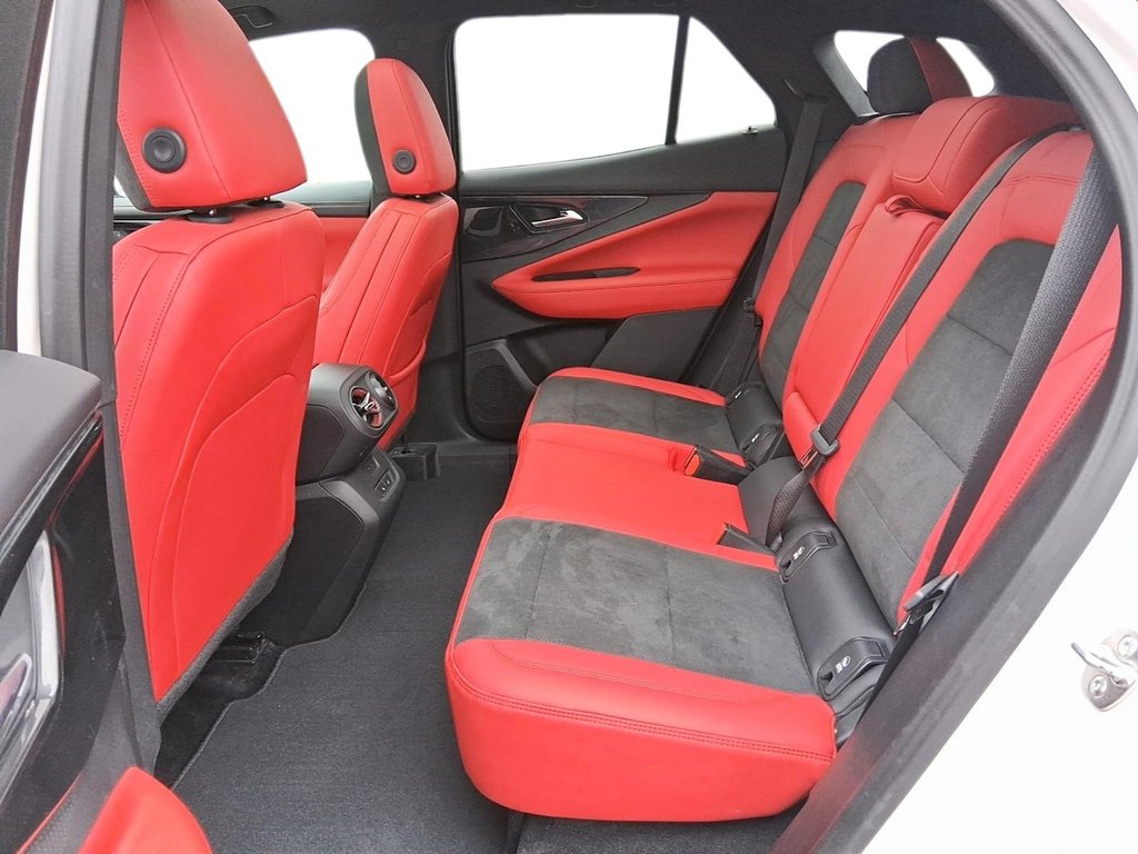 2025 Chevrolet Blazer EV RS AWD in Stratford, Ontario - 9 - w1024h768px