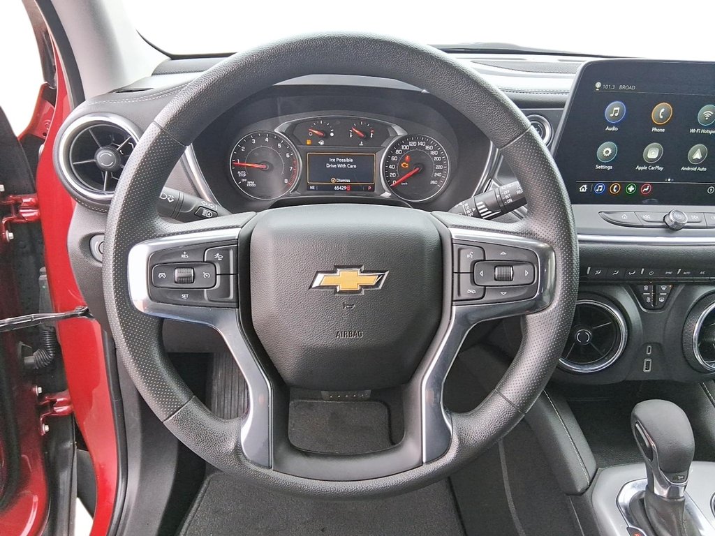 2023 Chevrolet Blazer LT AWD in Stratford, Ontario - 12 - w1024h768px