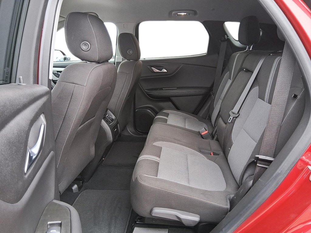 2023 Chevrolet Blazer LT AWD in Stratford, Ontario - 9 - w1024h768px