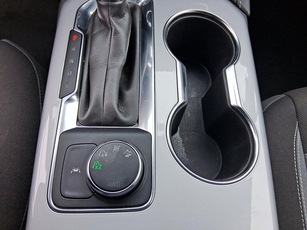 2023 Chevrolet Blazer LT AWD in Stratford, Ontario - 17 - w1024h768px