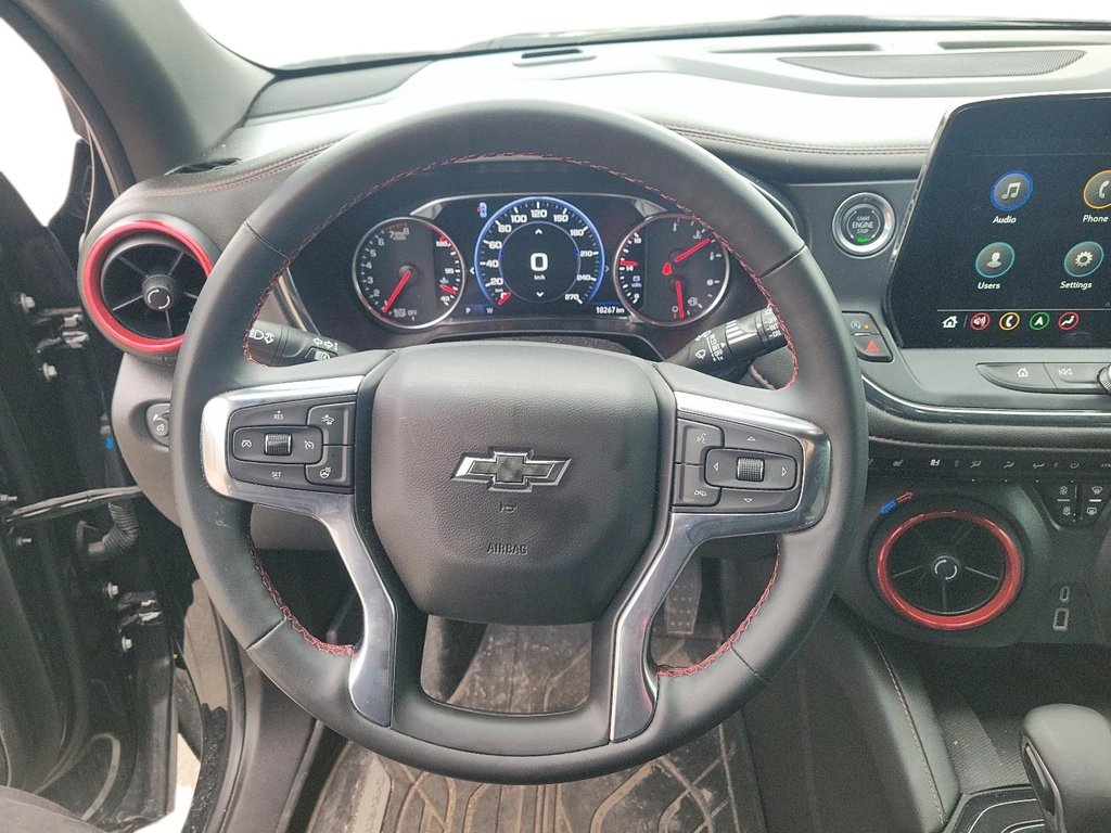 2025 Chevrolet Blazer RS AWD in Stratford, Ontario - 11 - w1024h768px