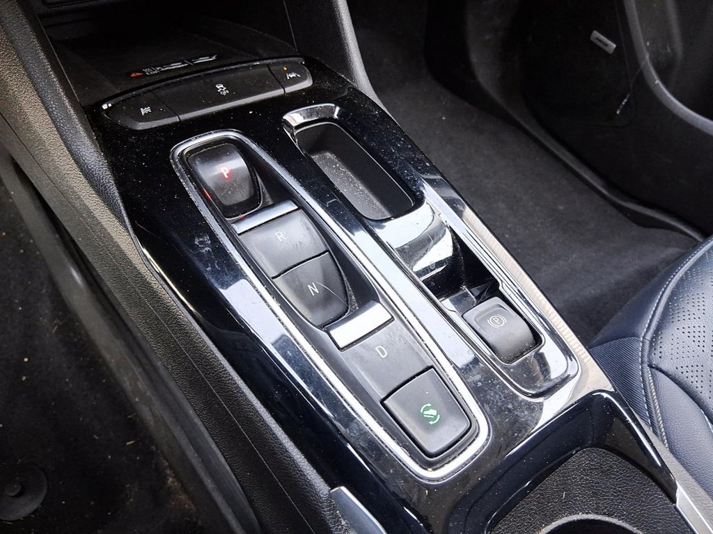 2022 Chevrolet Bolt EV Premier in Stratford, Ontario - 17 - w1024h768px