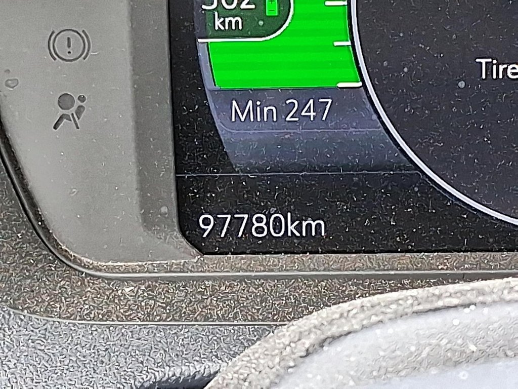 2022 Chevrolet Bolt EV Premier in Stratford, Ontario - 13 - w1024h768px