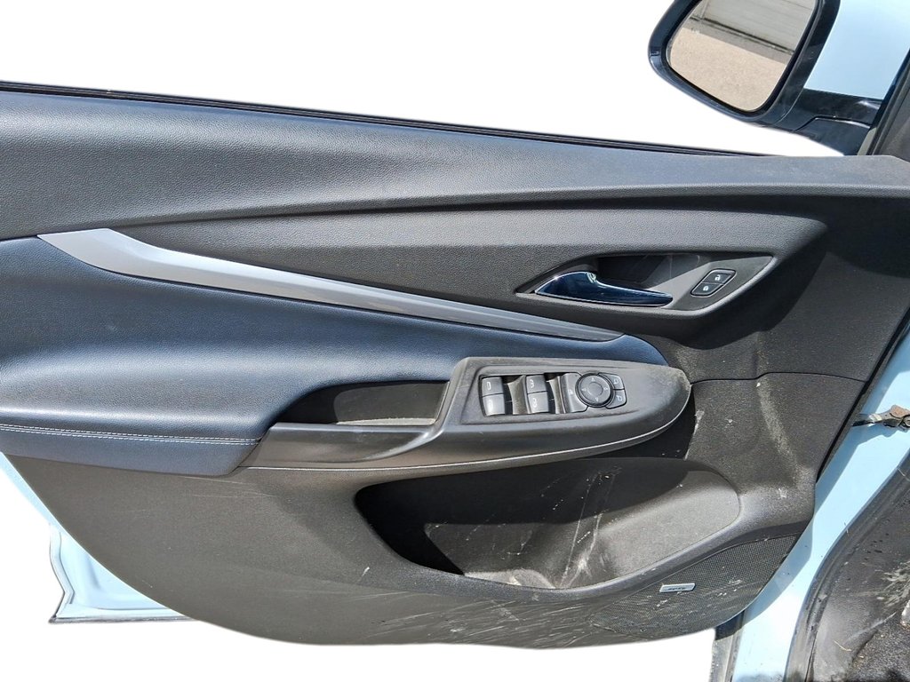 2022 Chevrolet Bolt EV Premier in Stratford, Ontario - 11 - w1024h768px