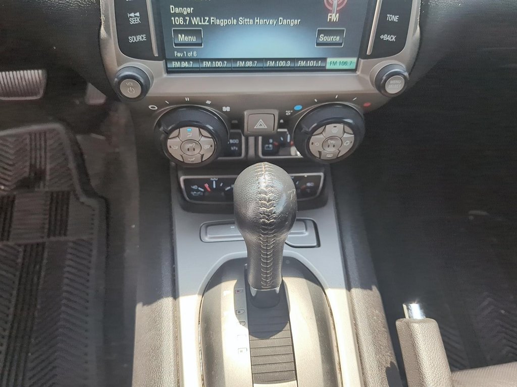 2013 Chevrolet Camaro 2LT Coupe in Stratford, Ontario - 15 - w1024h768px