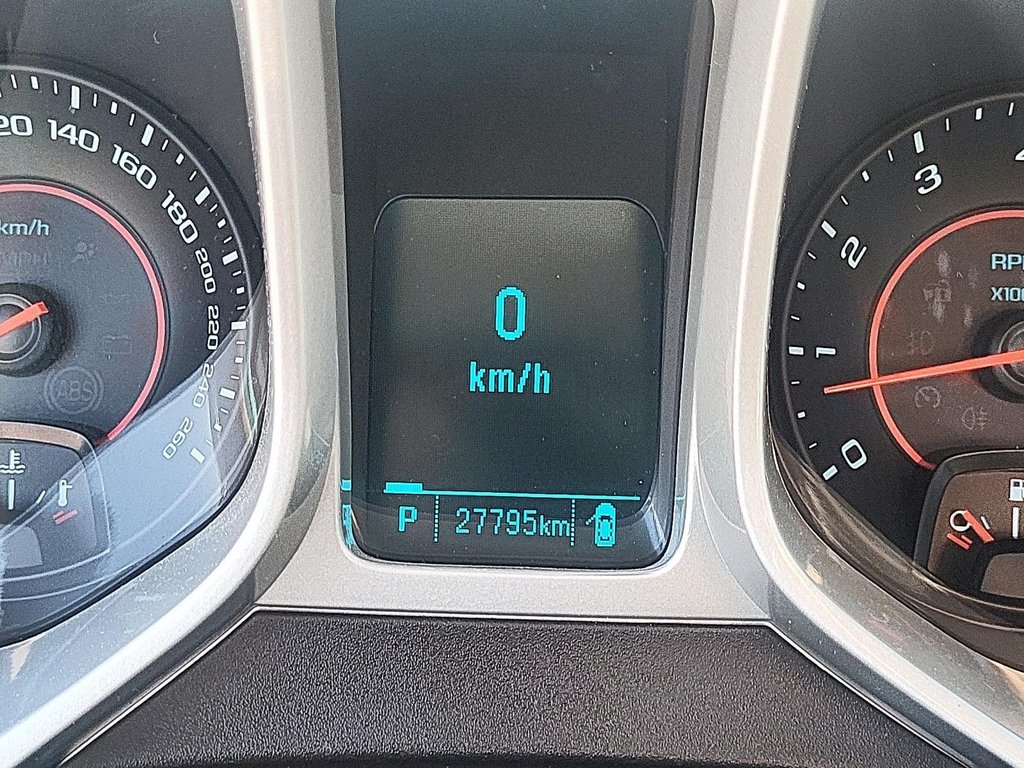 2013 Chevrolet Camaro 2LT Coupe in Stratford, Ontario - 12 - w1024h768px