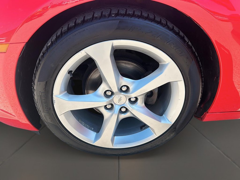 2015 Chevrolet Camaro Convertible 2LT in Stratford, Ontario - 7 - w1024h768px