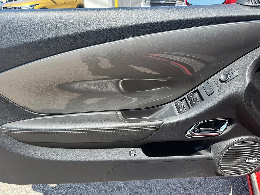 2015 Chevrolet Camaro Convertible 2LT in Stratford, Ontario - 10 - w1024h768px