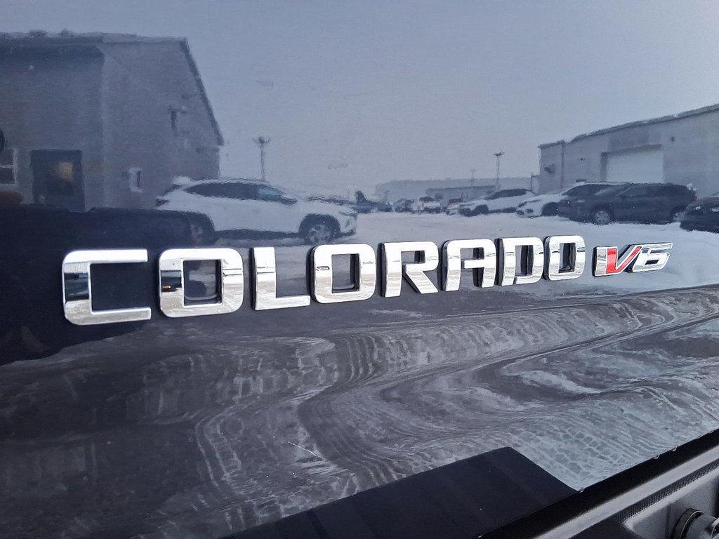 2018 Chevrolet Colorado Crew 4x4 Z71 Short Box in Stratford, Ontario - 6 - w1024h768px