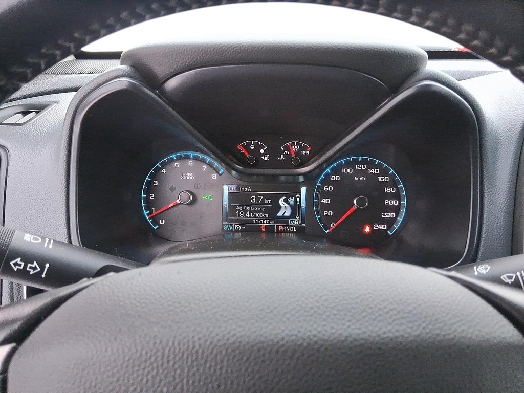 2018 Chevrolet Colorado Crew 4x4 Z71 Short Box in Stratford, Ontario - 15 - w1024h768px