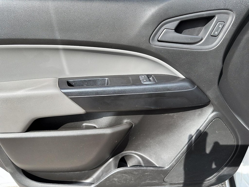 2020 Chevrolet Colorado Extended 4x2 WT in Stratford, Ontario - 9 - w1024h768px