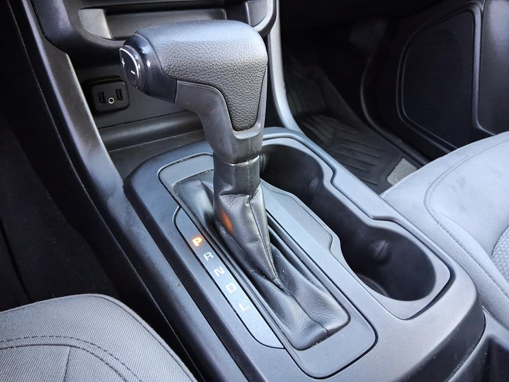 2020 Chevrolet Colorado Crew 4x4 WT Short Box in Stratford, Ontario - 15 - w1024h768px