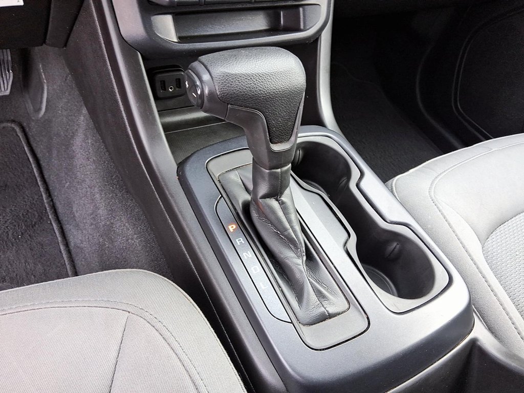 2021 Chevrolet Colorado Crew 4x4 WT Long Box in Stratford, Ontario - 16 - w1024h768px