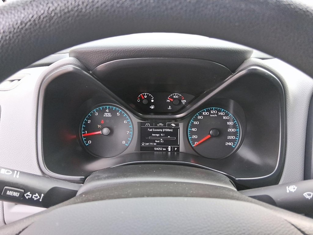 2021 Chevrolet Colorado Crew 4x4 WT Long Box in Stratford, Ontario - 14 - w1024h768px