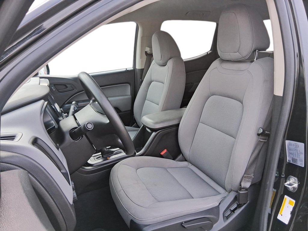 2021 Chevrolet Colorado Crew 4x4 WT Long Box in Stratford, Ontario - 8 - w1024h768px