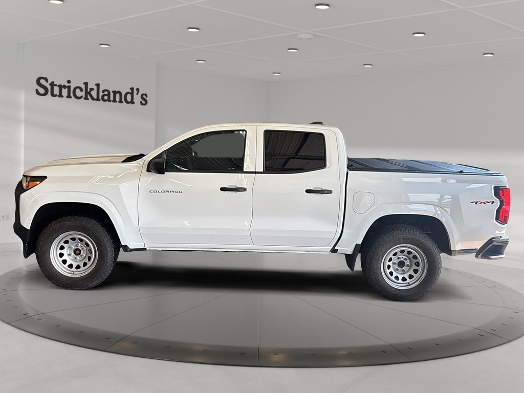 2023 Chevrolet Colorado Crew 4x4 WT Short Box in Stratford, Ontario - 5 - w1024h768px