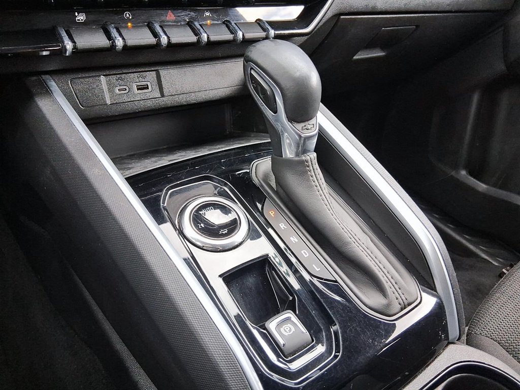 2024 Chevrolet Colorado Crew Cab Short Box 4-Wheel Drive LT in Stratford, Ontario - 16 - w1024h768px