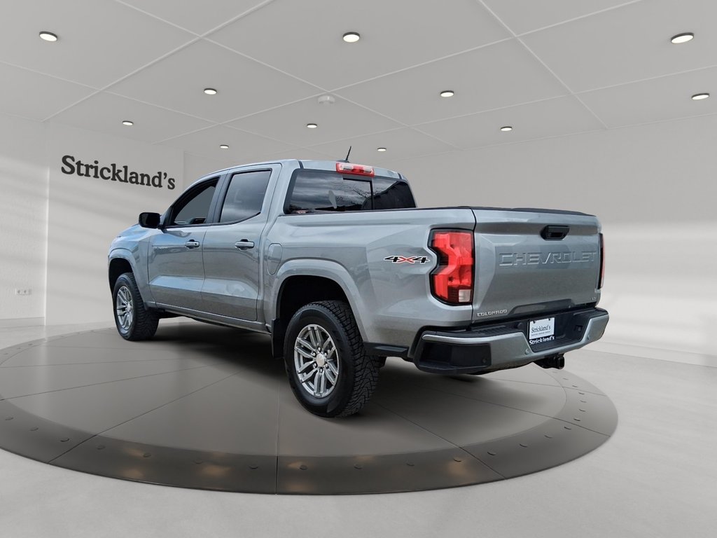 2024 Chevrolet Colorado Crew Cab Short Box 4-Wheel Drive LT in Stratford, Ontario - 4 - w1024h768px