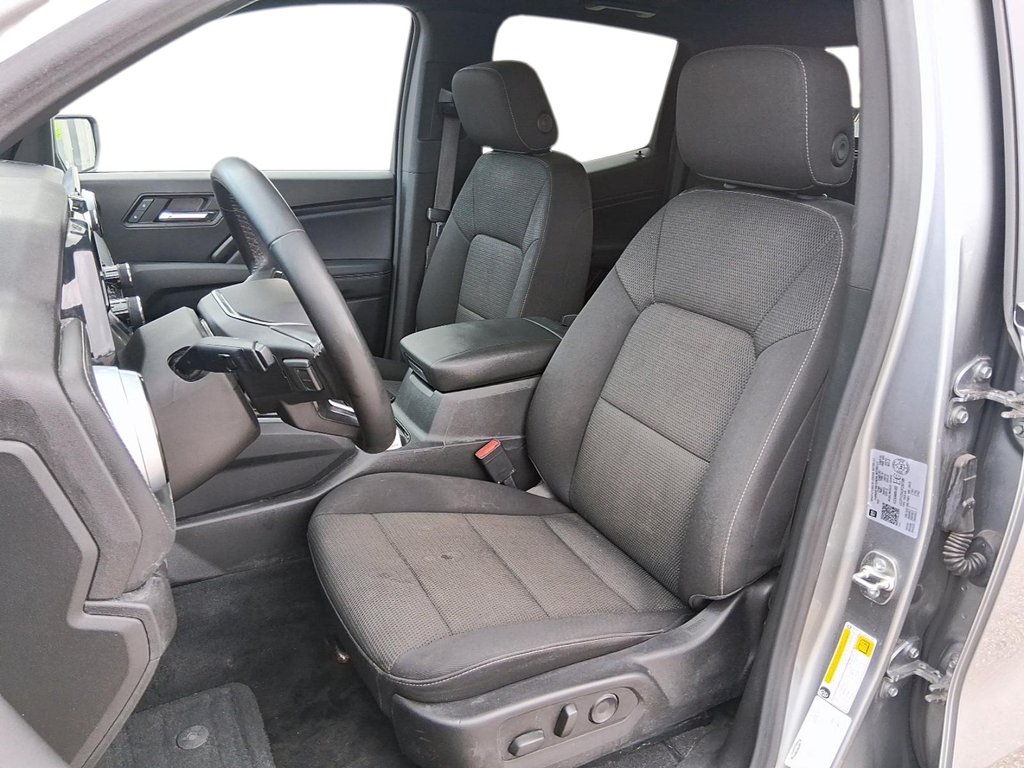 2024 Chevrolet Colorado Crew Cab Short Box 4-Wheel Drive LT in Stratford, Ontario - 7 - w1024h768px