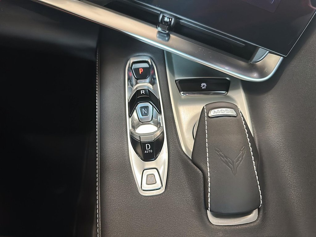 2025 Chevrolet Corvette Stingray Coupe 1LT in Stratford, Ontario - 14 - w1024h768px