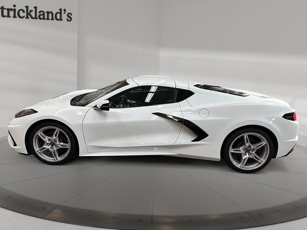 2025 Chevrolet Corvette Stingray Coupe 1LT in Stratford, Ontario - 5 - w1024h768px