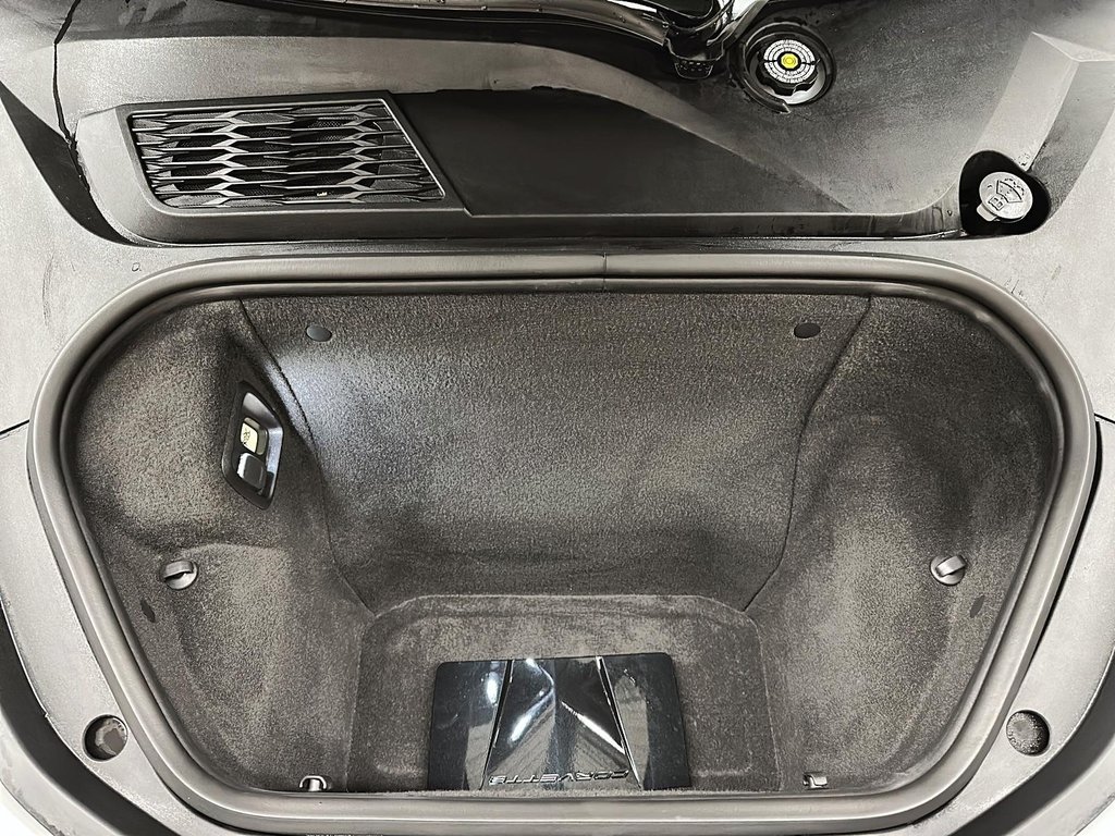 2025 Chevrolet Corvette Stingray Coupe 1LT in Stratford, Ontario - 6 - w1024h768px