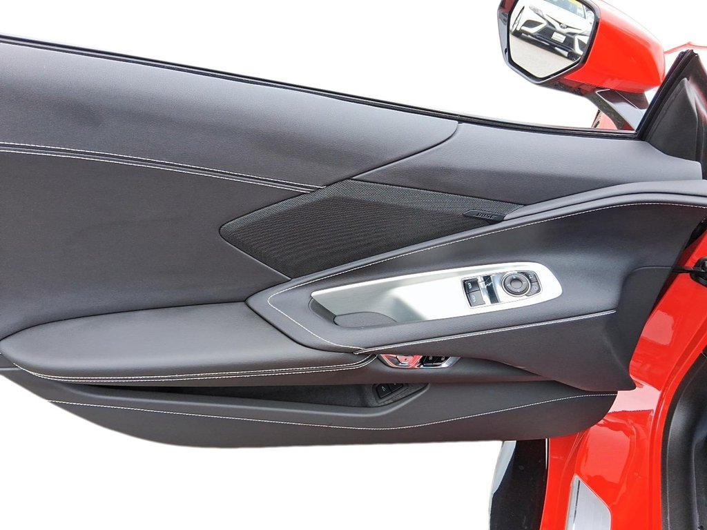 2025 Chevrolet Corvette Z06 Coupe 1LZ in Stratford, Ontario - 12 - w1024h768px