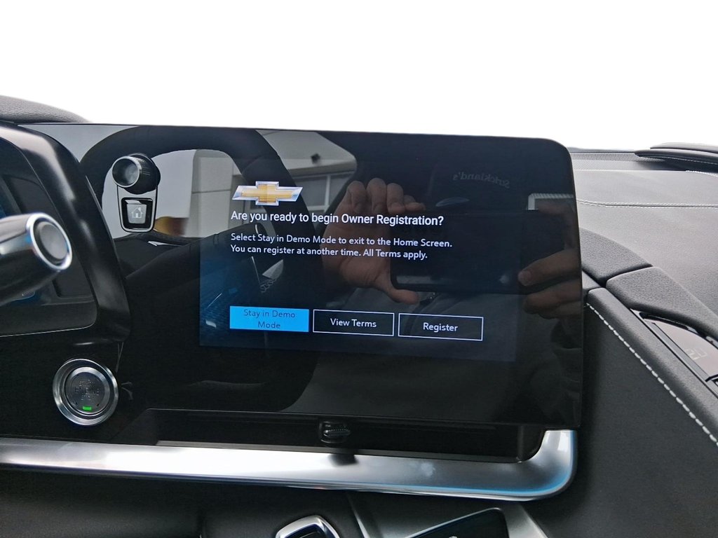 2025 Chevrolet Corvette Z06 Coupe 1LZ in Stratford, Ontario - 16 - w1024h768px