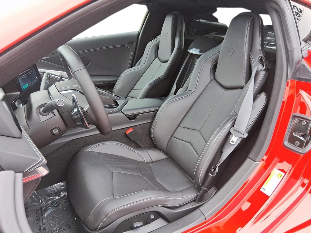 2025 Chevrolet Corvette Z06 Coupe 1LZ in Stratford, Ontario - 10 - w1024h768px