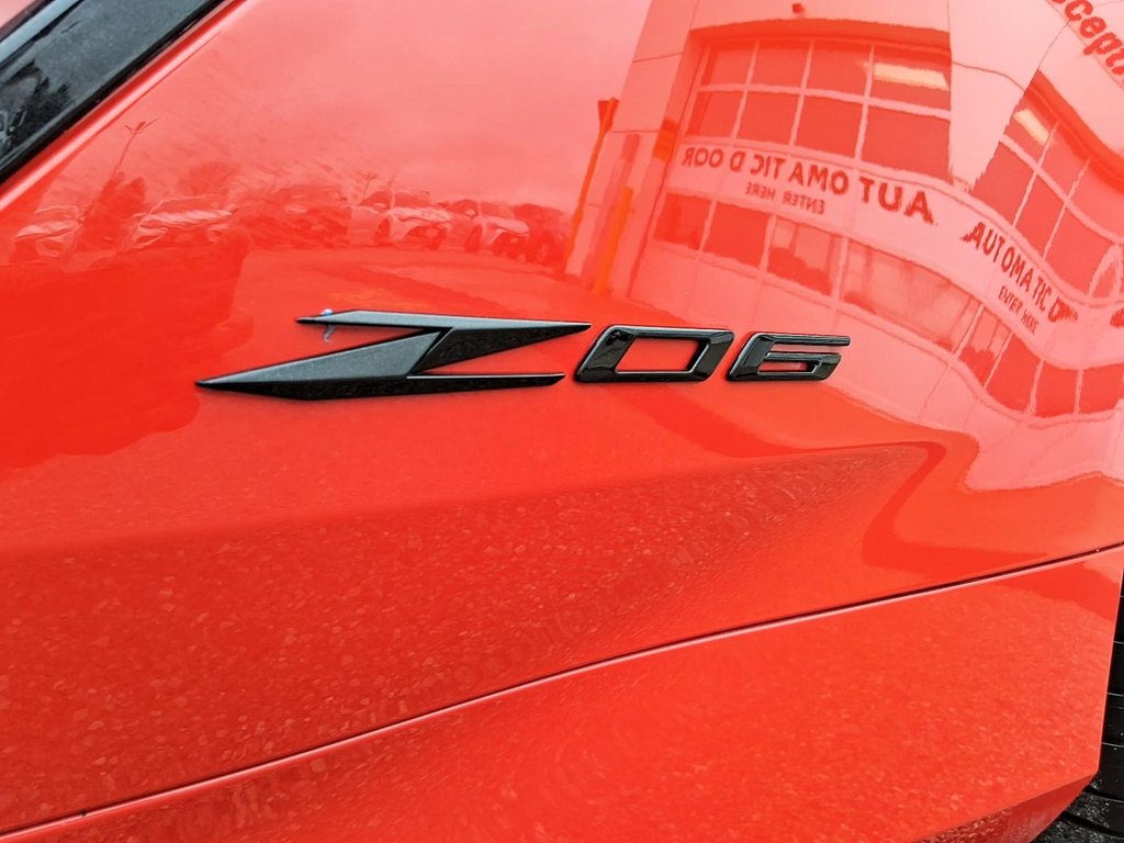 2025 Chevrolet Corvette Z06 Coupe 1LZ in Stratford, Ontario - 9 - w1024h768px