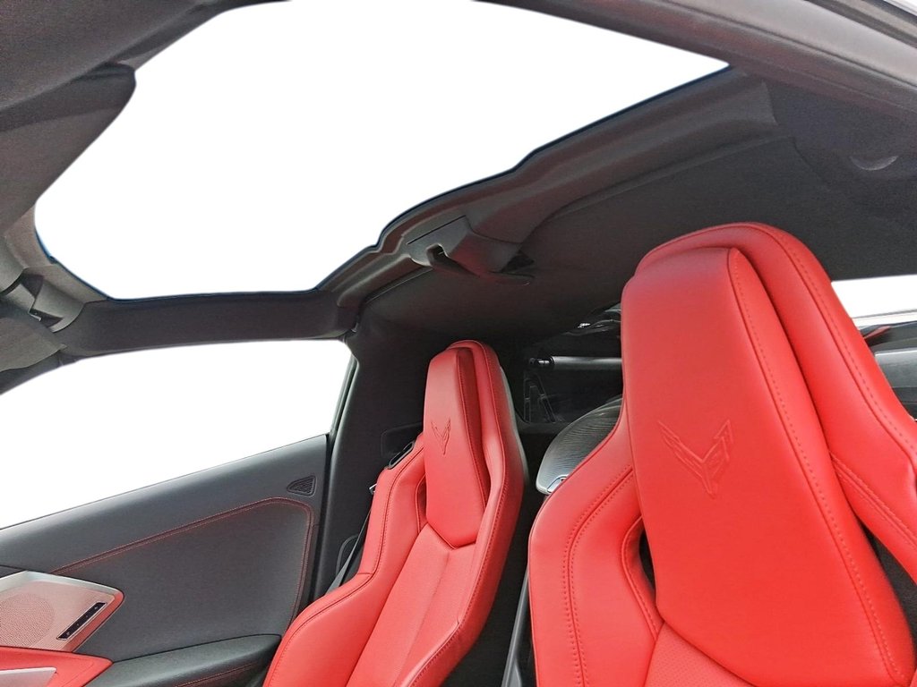 2025 Chevrolet Corvette E-Ray Coupe 2LZ in Stratford, Ontario - 20 - w1024h768px