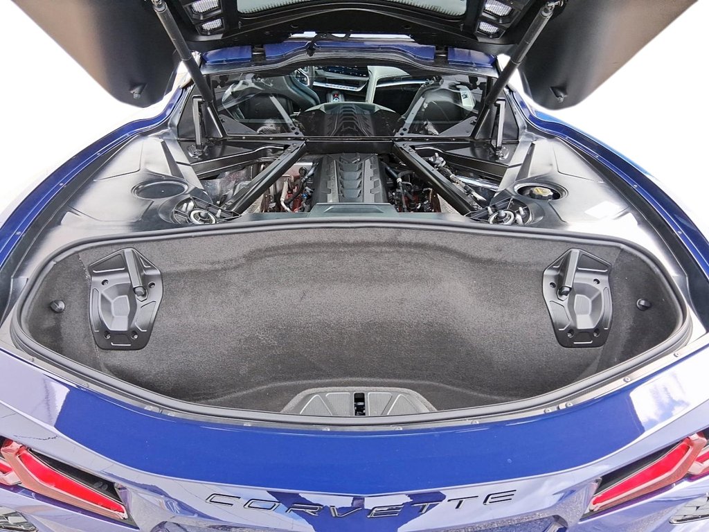 2026 Chevrolet Corvette Stingray Coupe 1LT in Stratford, Ontario - 6 - w1024h768px