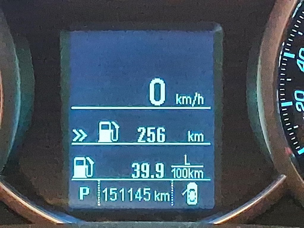 2012 Chevrolet Cruze LT Turbo in Stratford, Ontario - 12 - w1024h768px