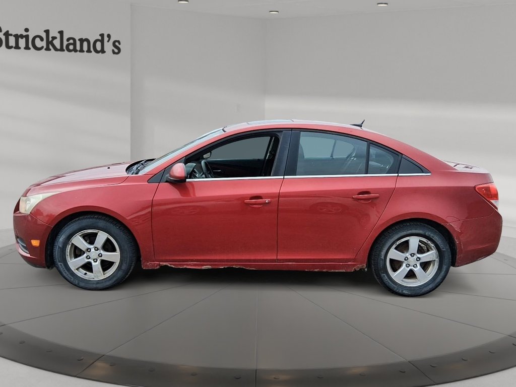 2012 Chevrolet Cruze LT Turbo in Stratford, Ontario - 5 - w1024h768px