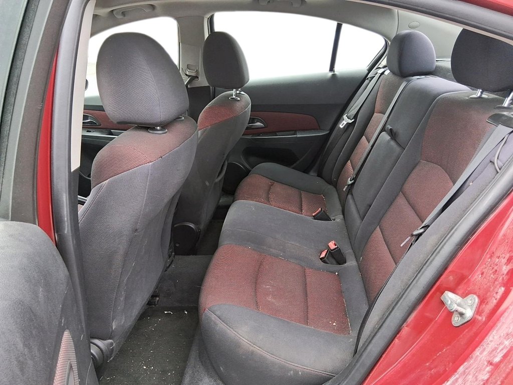 2012 Chevrolet Cruze LT Turbo in Stratford, Ontario - 9 - w1024h768px