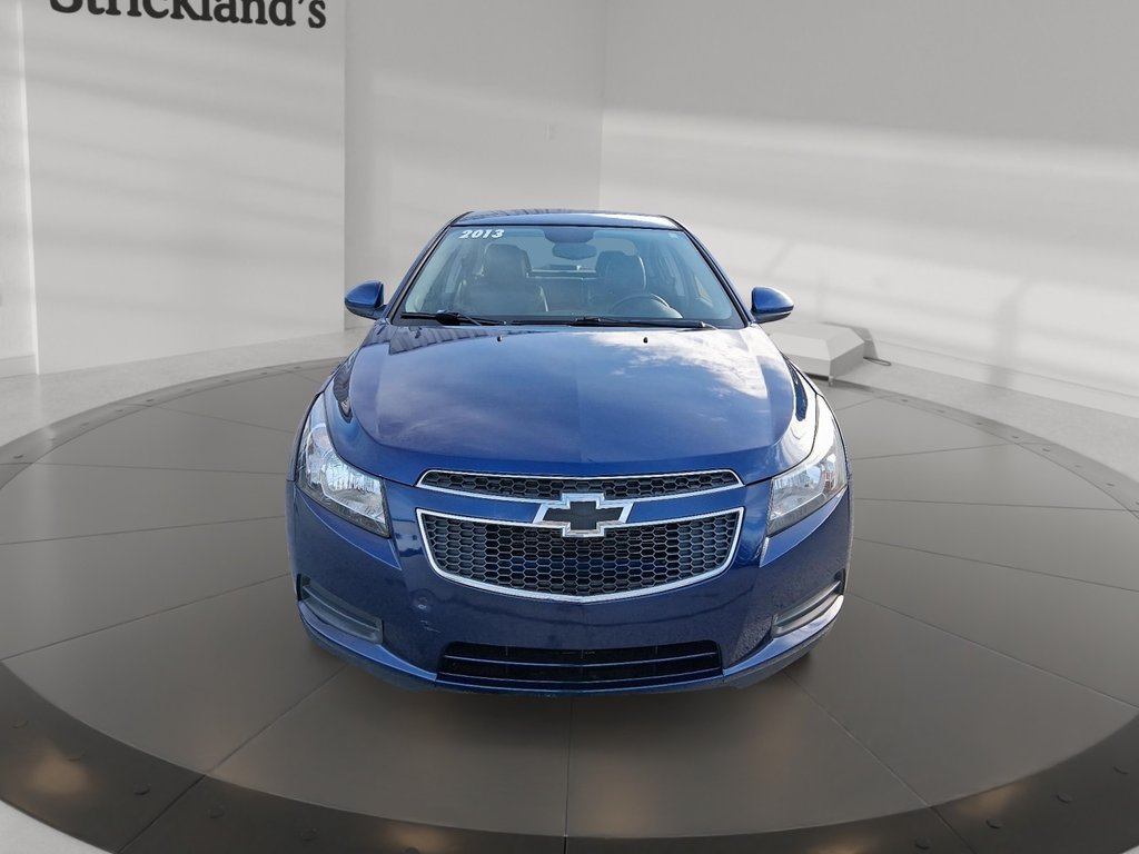 2013 Chevrolet Cruze LT Turbo in Stratford, Ontario - 2 - w1024h768px