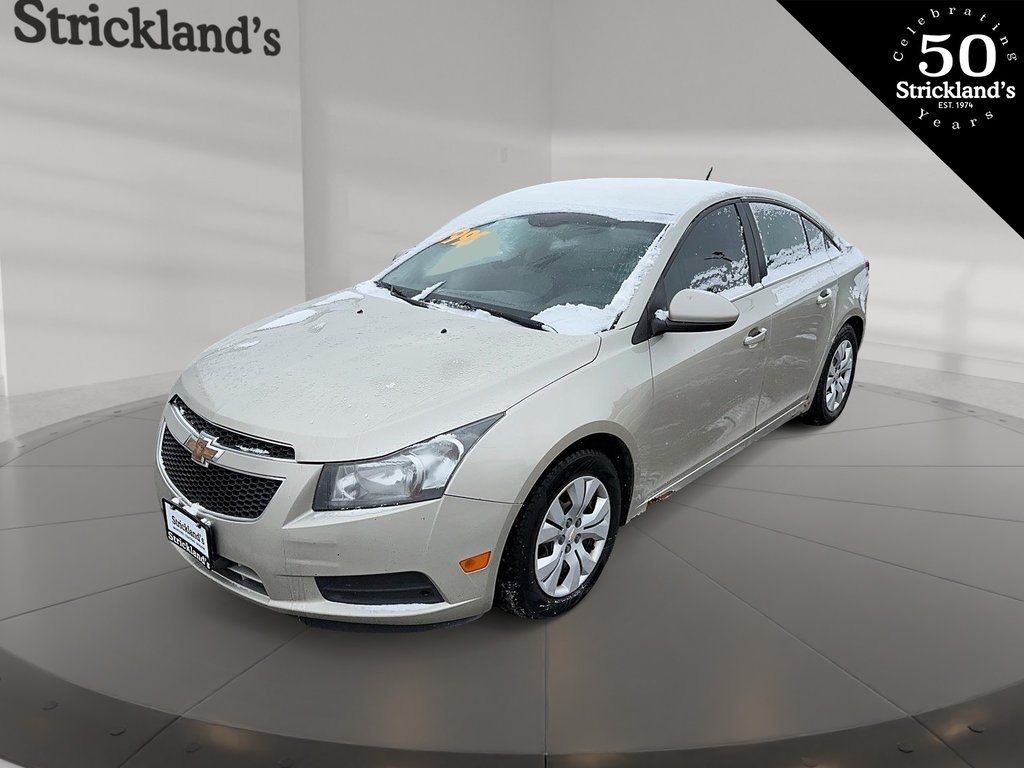 2014  Cruze 1LS in Stratford, Ontario - 1 - w1024h768px