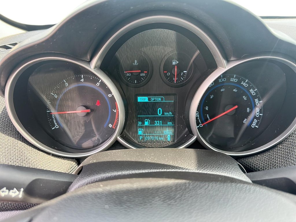 2014 Chevrolet Cruze 1LT in Stratford, Ontario - 12 - w1024h768px