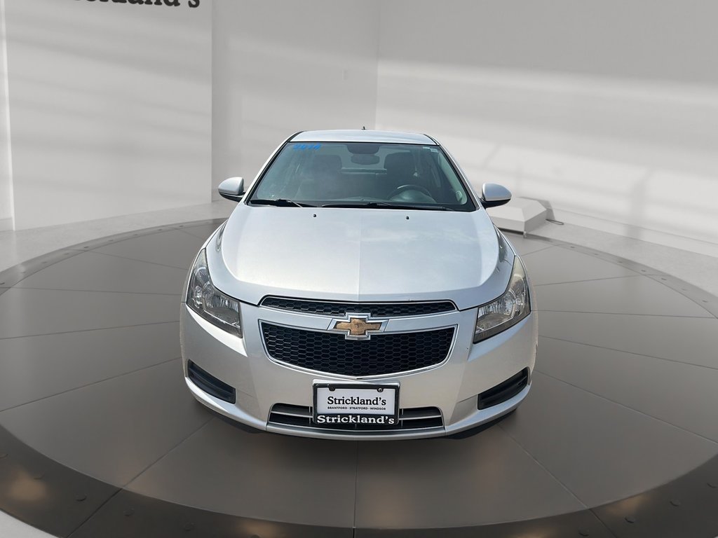 2014 Chevrolet Cruze 1LT in Stratford, Ontario - 2 - w1024h768px