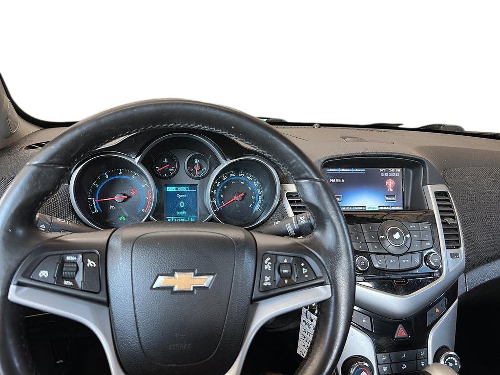 2014 Chevrolet Cruze 2LT in Stratford, Ontario - 13 - w1024h768px