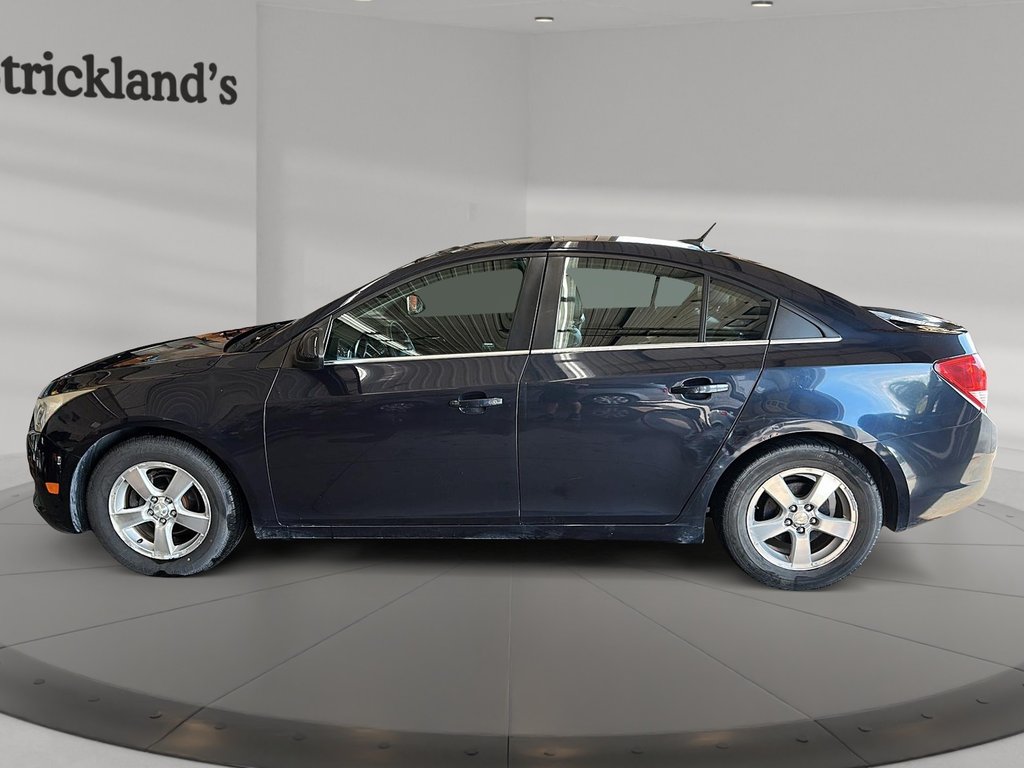 2014 Chevrolet Cruze 2LT in Stratford, Ontario - 5 - w1024h768px