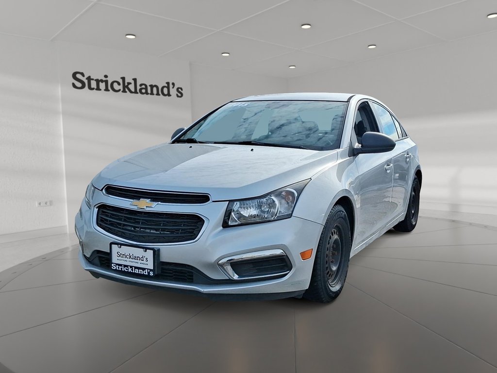 2015 Chevrolet Cruze LS in Stratford, Ontario - 1 - w1024h768px