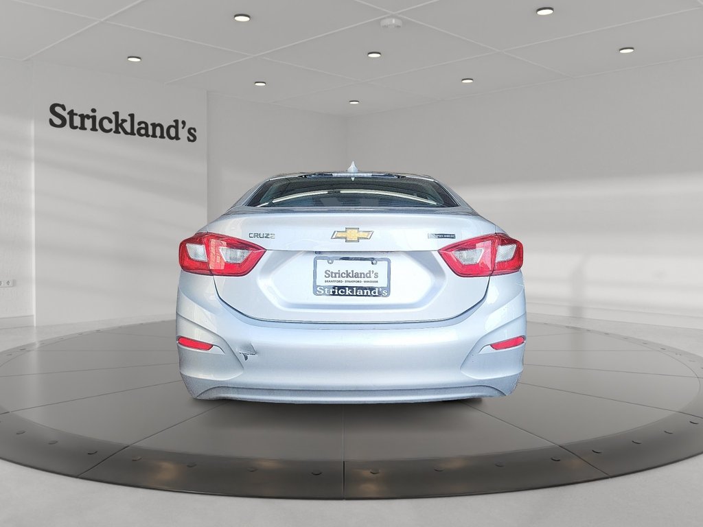 2016 Chevrolet Cruze Premier in Stratford, Ontario - 3 - w1024h768px